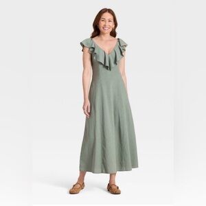 NWT Universal Thread Sage Green Ruffle Maxi Dress Women’s Medium